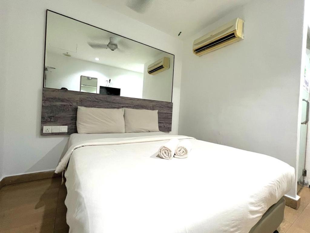 Tropical Hotel Kota Damansara Петалинг-Джая Экстерьер фото